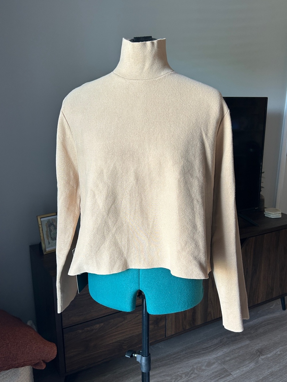 Tuckernuck sweater